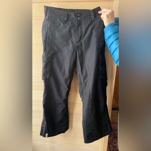 Men's Black Snowboarding Pants with Multiple Utility Pockets